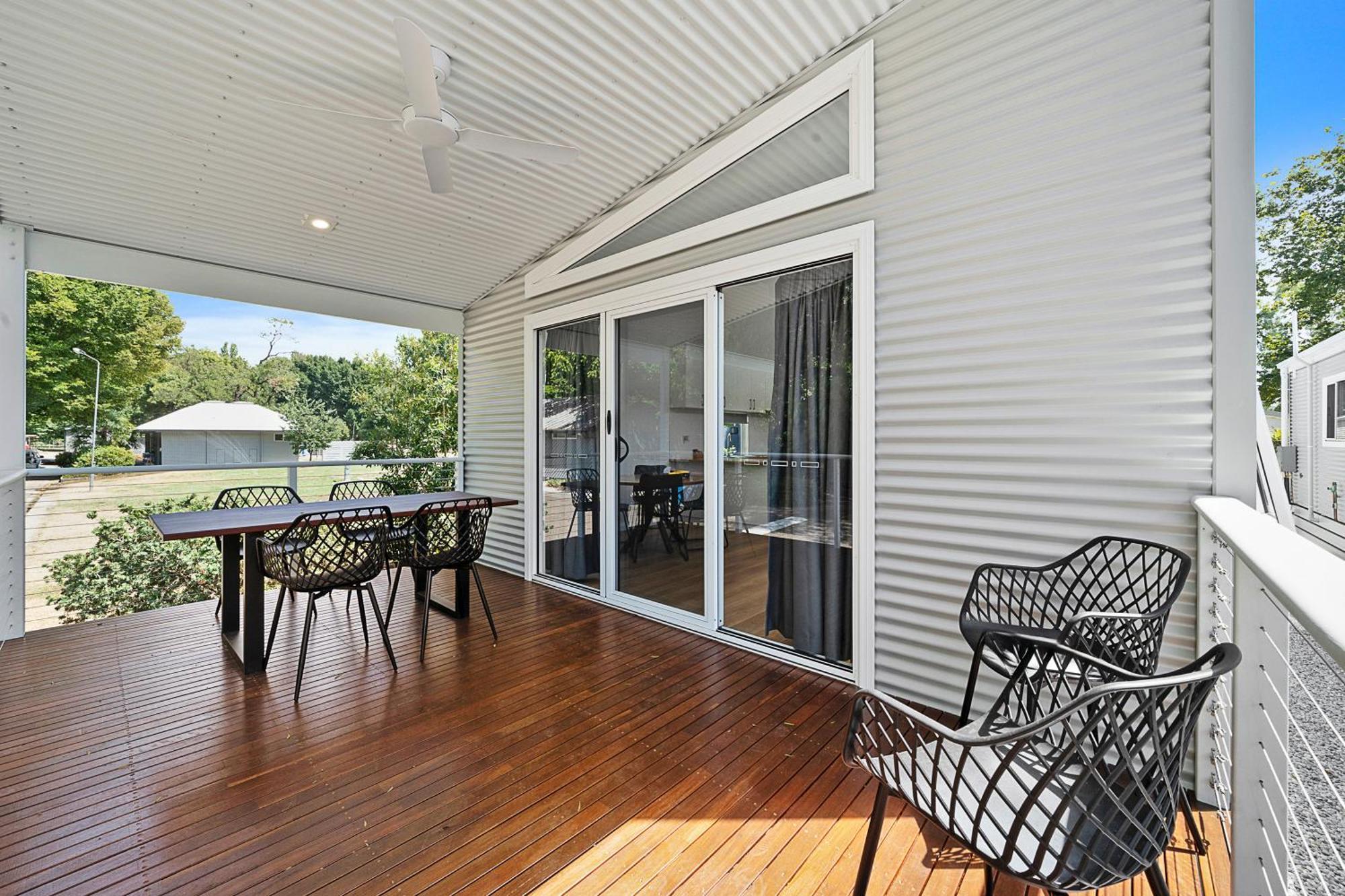 Myrtleford Holiday Park Exteriör bild