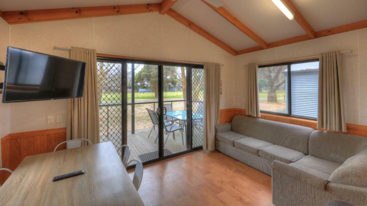 Myrtleford Holiday Park Exteriör bild